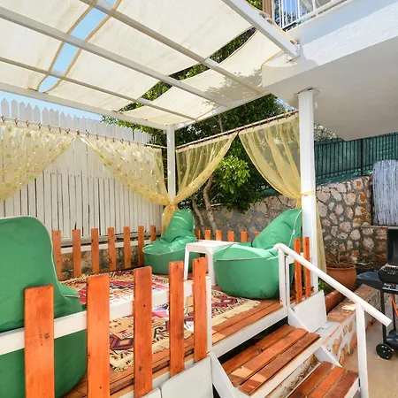 Olive-7 Villa