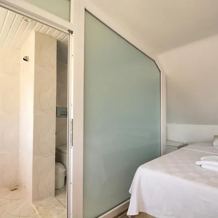 Villa Olive-7 *